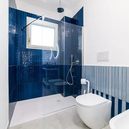 Ops Right In The Centre Of Apartment Sorrento